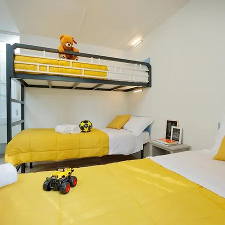 Hu Park Albatros Village База отдыха