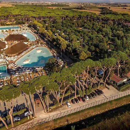 Hu Park Albatros Village Üdülőpark 3*