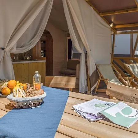 Hu Park Albatros Village 3* Сан-Винченцо