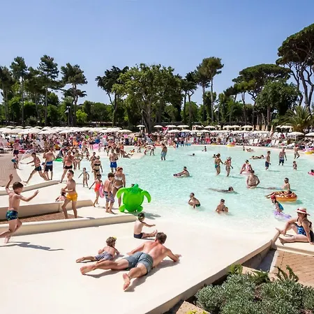 Hu Park Albatros Village פארק נופש סן וינצ'נזו