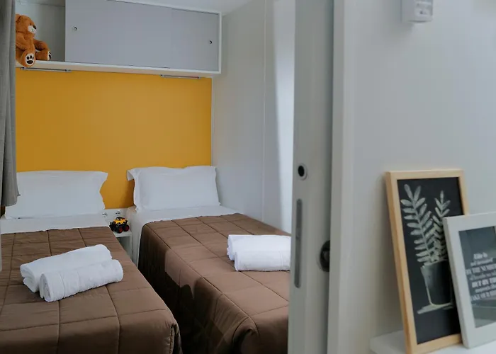 Hu Park Albatros Village 3*