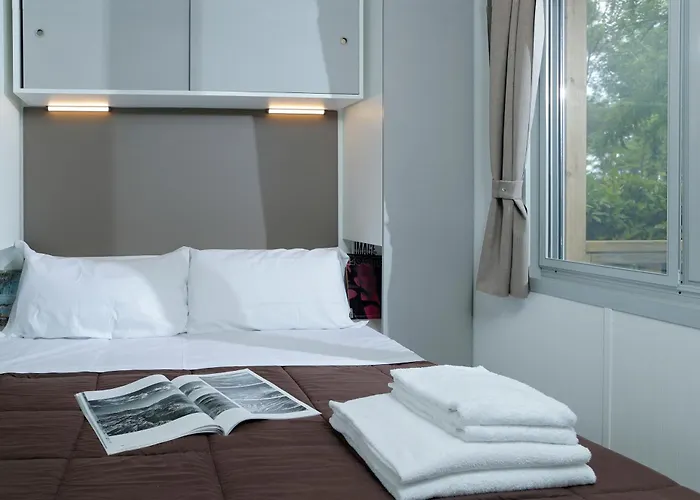 Hu Park Albatros Village 3*